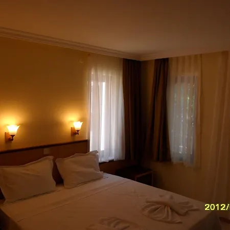 Felice Hotel 2*