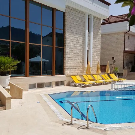 Felice Hotel 2*